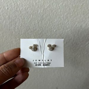 925 Sterling Silver cartoon earrings 😍HP!